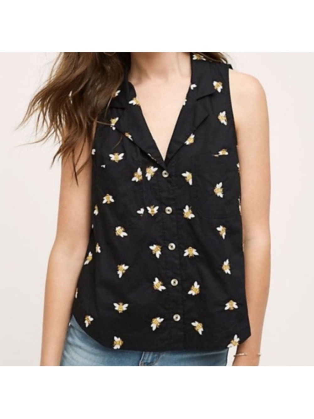 Anthropologie HD in Paris Sleeveless Embroidered Bee Button Down